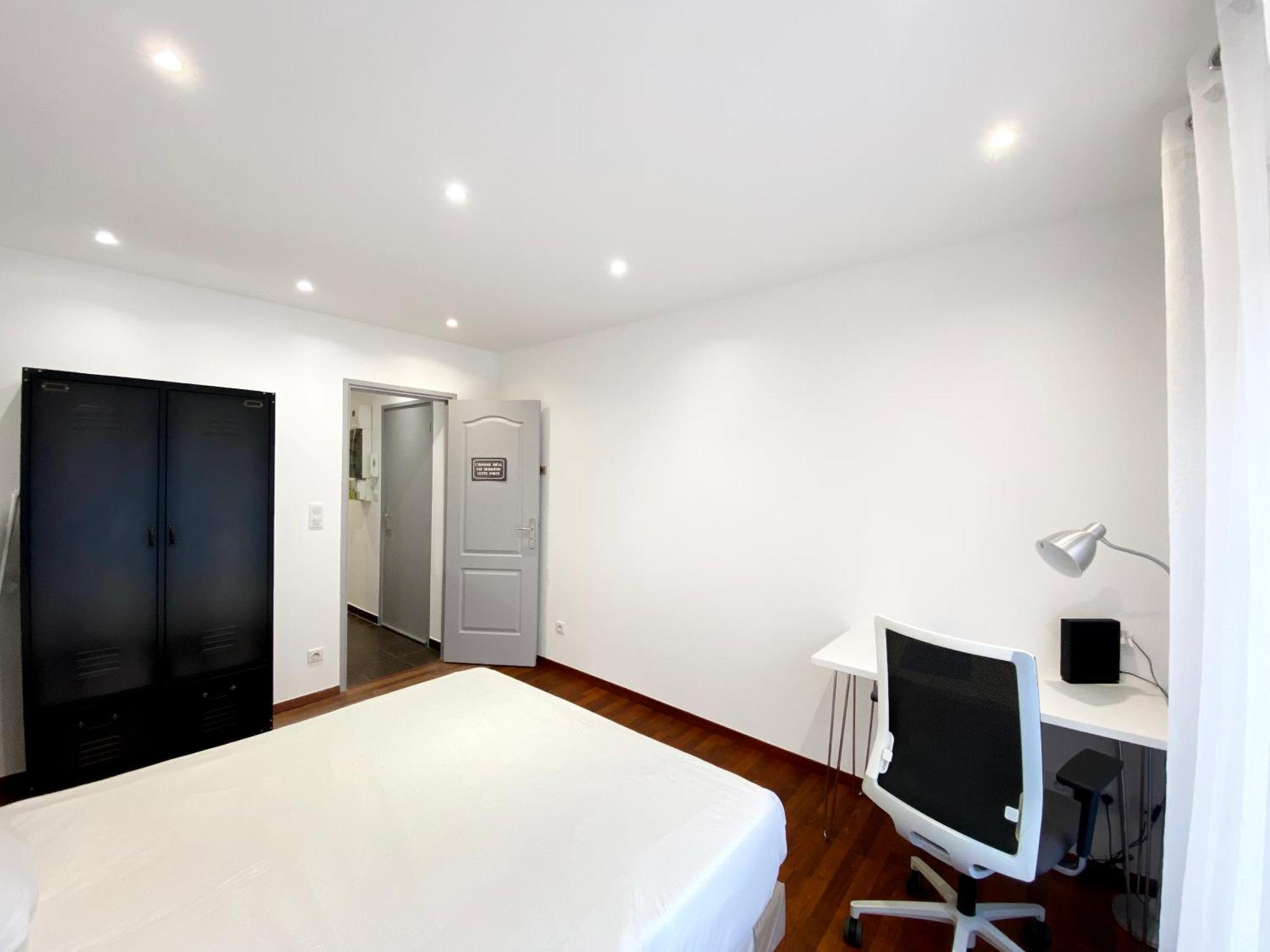 Residence 4T - 33 Bis Avenue Gaston Chauvin Aulnay-sous-Bois Ngoại thất bức ảnh