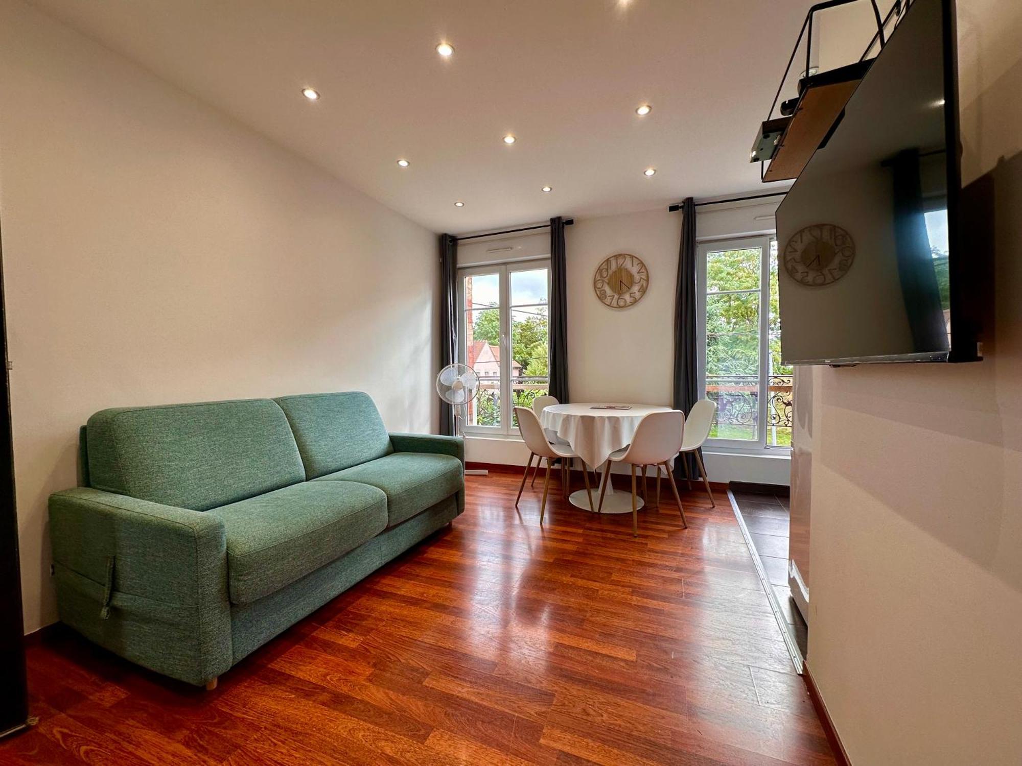 Residence 4T - 33 Bis Avenue Gaston Chauvin Aulnay-sous-Bois Ngoại thất bức ảnh